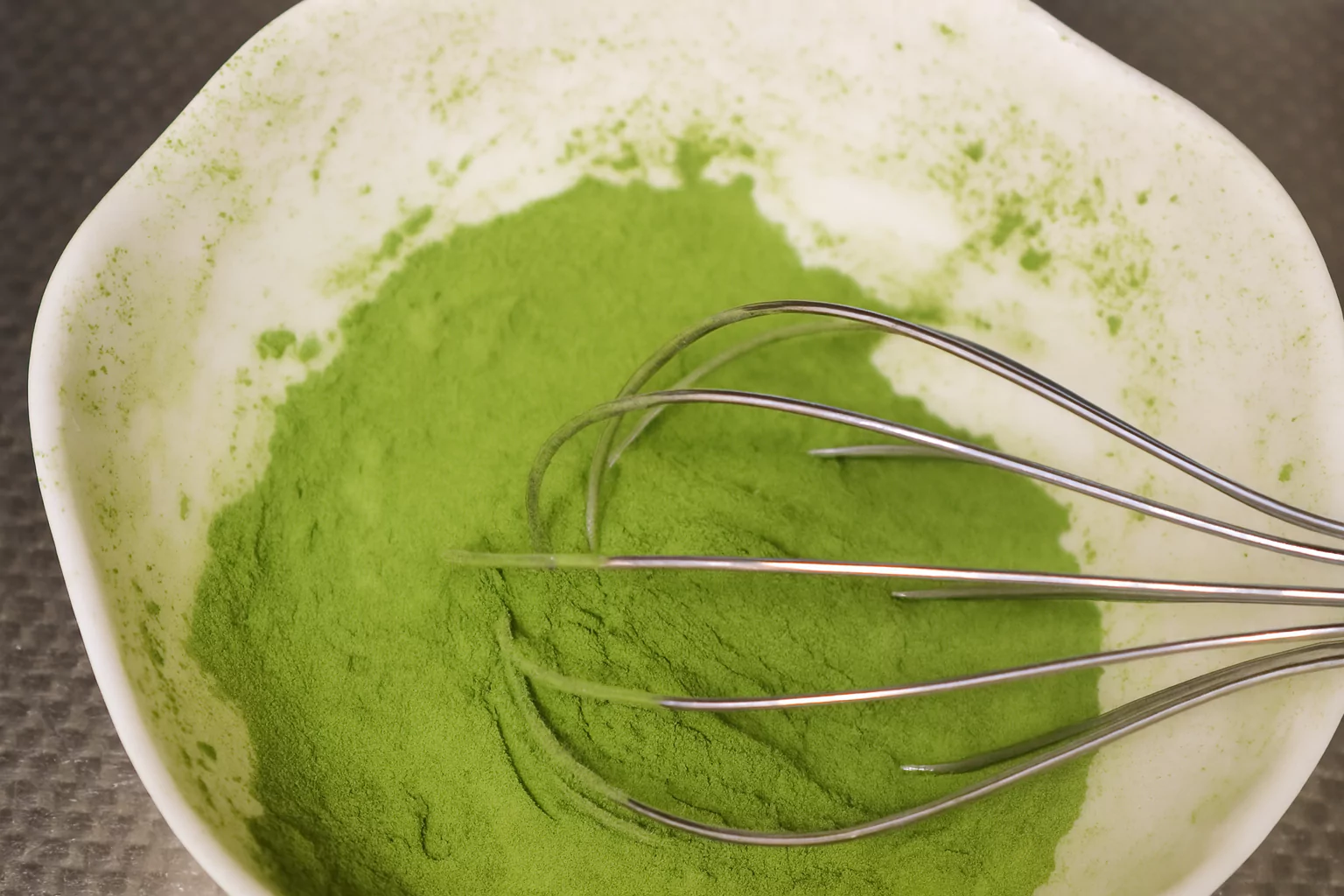 Rich two-layer matcha pudding 濃厚な二層抹茶プリン