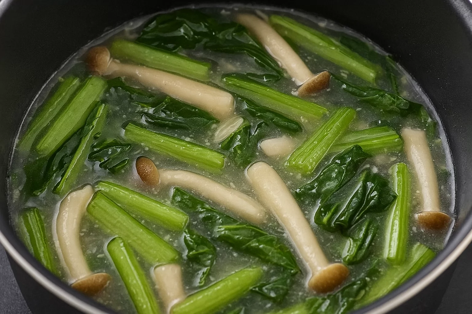 Komatsuna soup (小松菜スープ) @JapanDishes