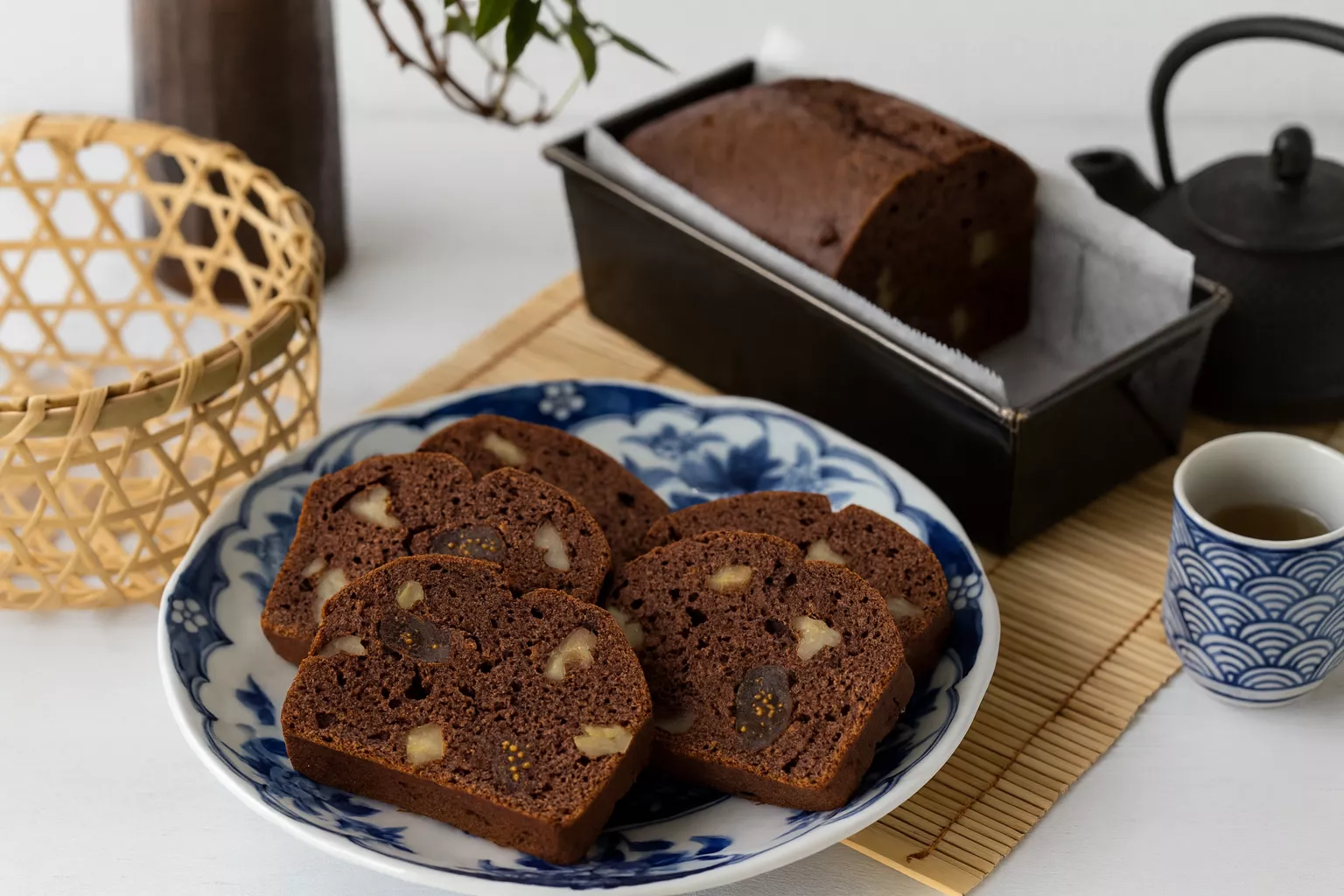 Fig & Walnut Pound Cake Fig & Walnut Pound Cake