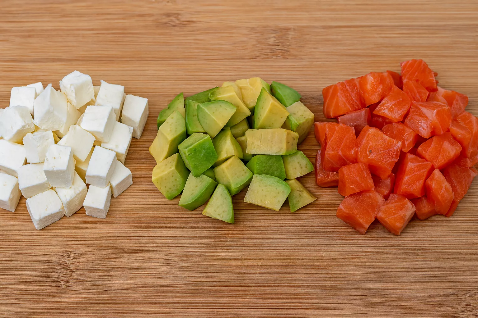 Salmon and Avocado Salad サーモンとアボカドのサラダ Salmon and Avocado Salad サーモンとアボカドのサラダ