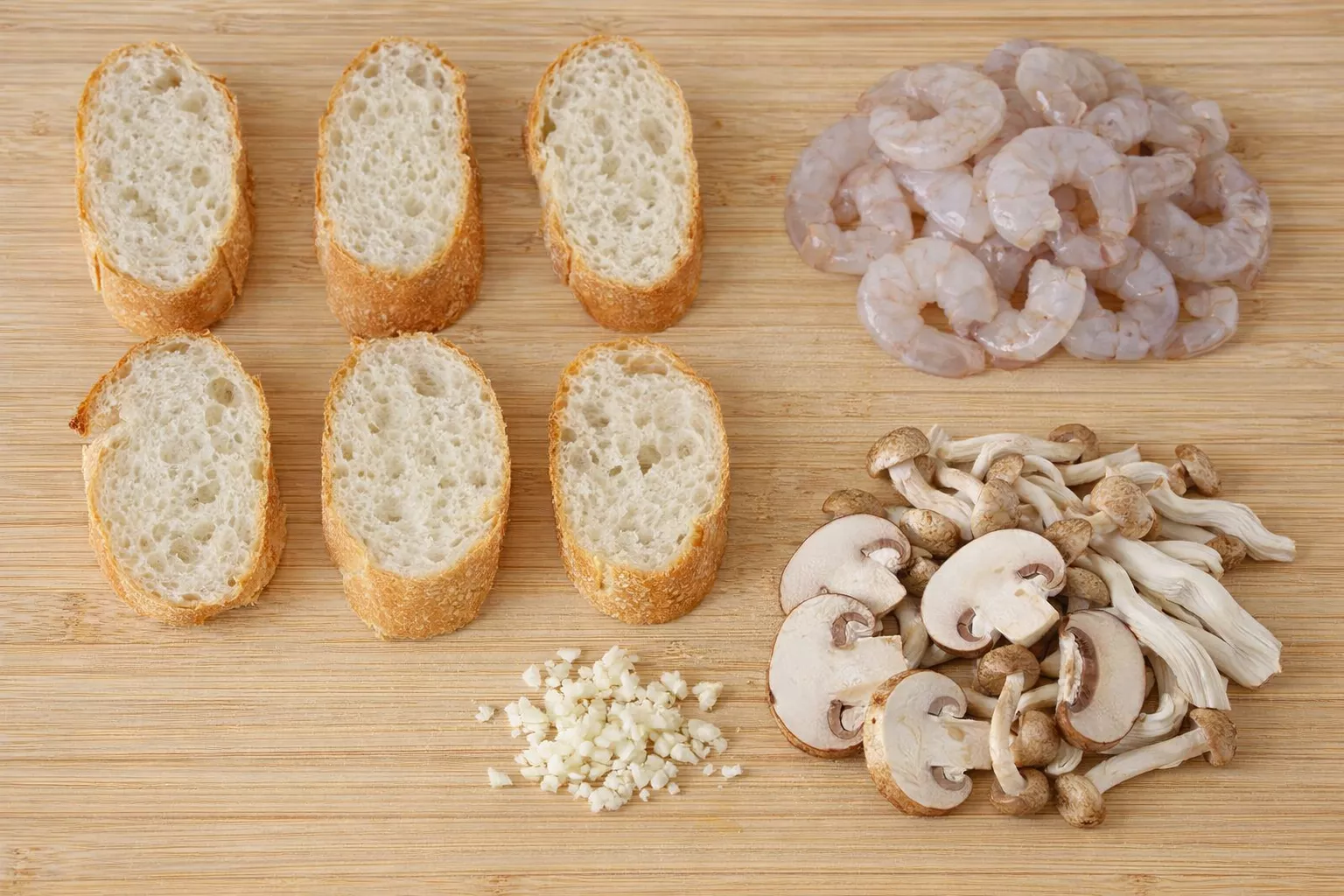 Shrimp and Mushroom Toast エビとマッシュルームのトースト Shrimp and Mushroom Toast エビとマッシュルームのトースト