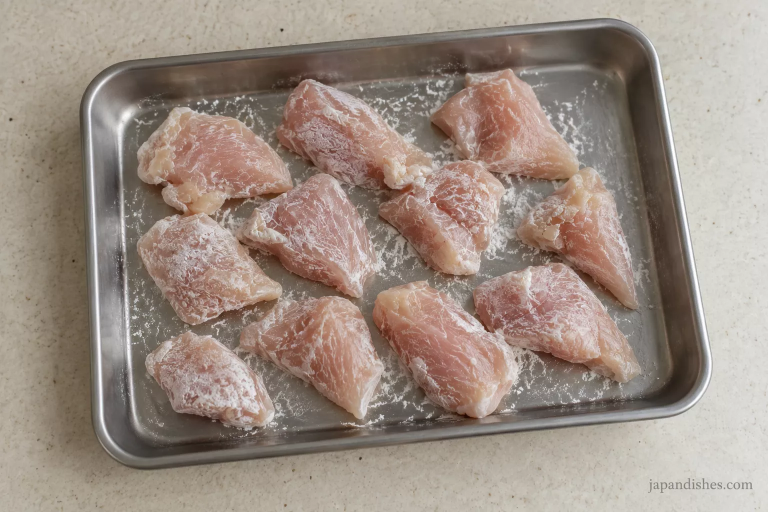 Coat the Chicken With Potato Starch delicious and spicy chicken